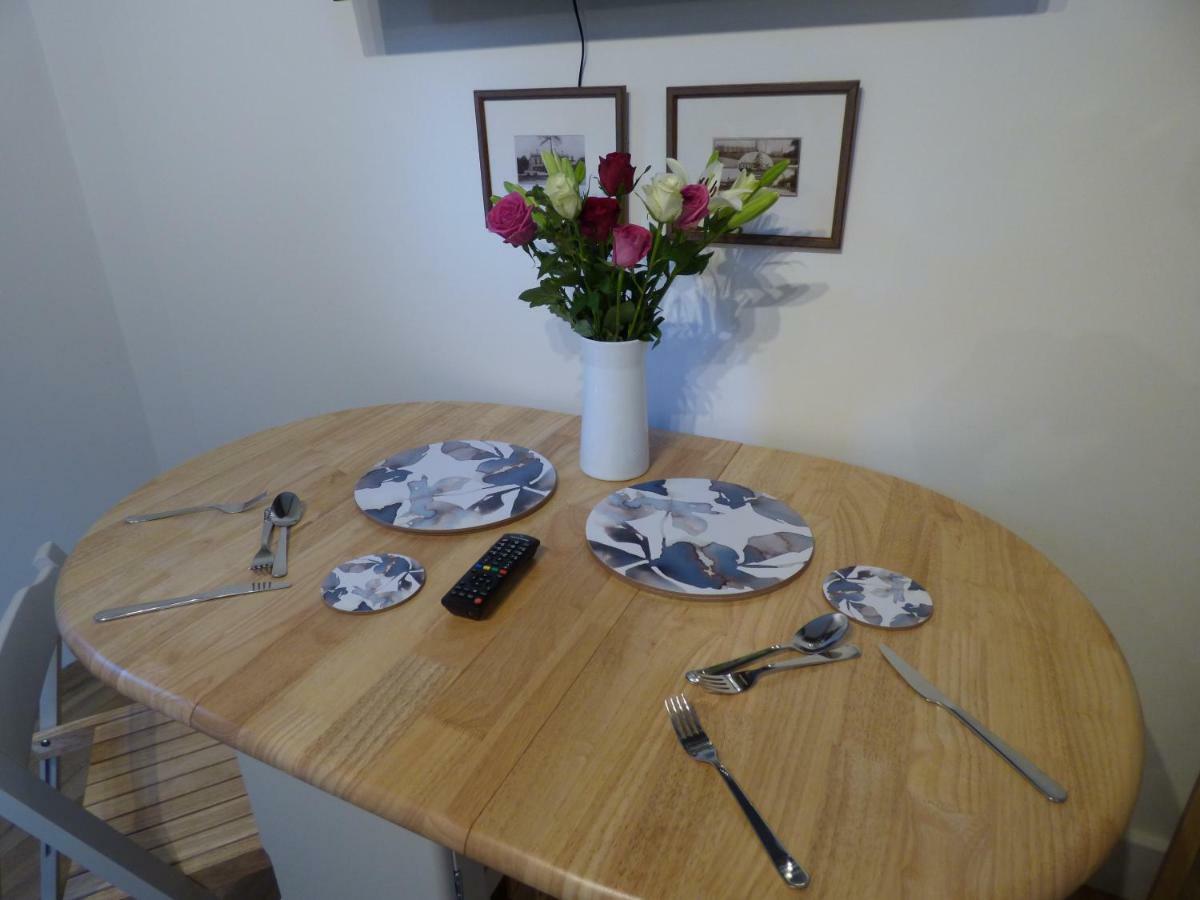 Hunters Moon B&B Tidworth Exteriör bild